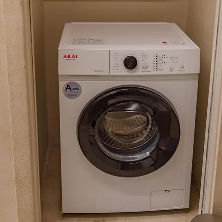 Bright Arched Flat - Cozy Minimal Escape