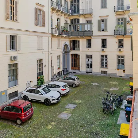 Bright Arched Flat - Cozy Minimal Escape *