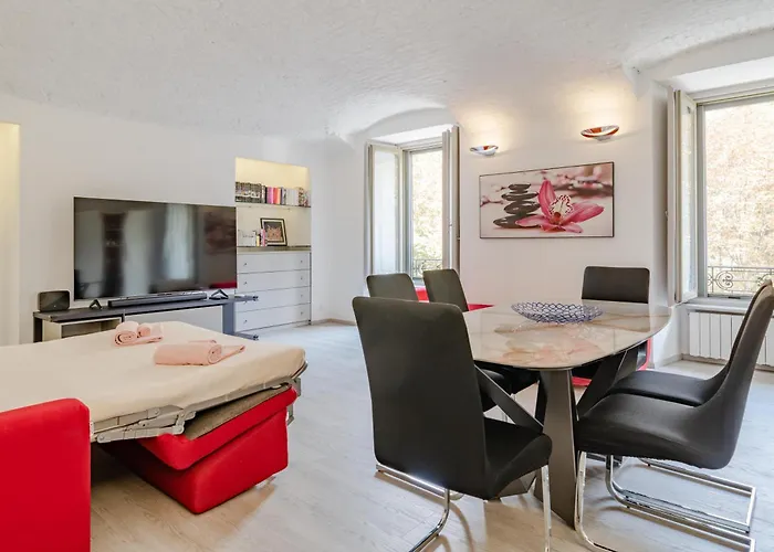 Bright Arched Flat - Cozy Minimal Escape Torino