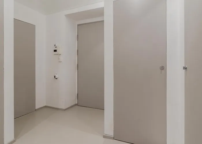 Bright Arched Flat - Cozy Minimal Escape Apartament *